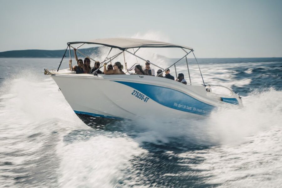 Split: Blue Cave and 5 Islands Tour - Stiniva Cove’s 40-minute swim and sunbathe window
