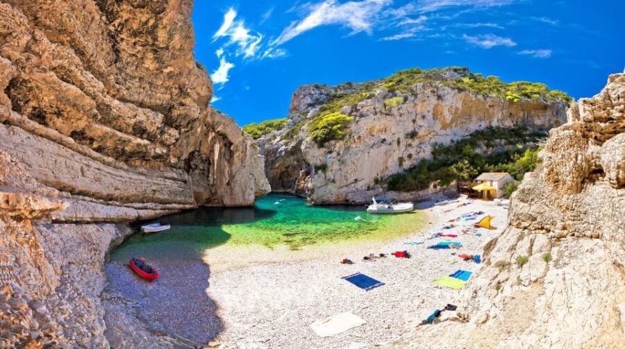 Split: Blue Cave & Hvar Small-Group Speedboat Tour - Pakleni Islands Panoramas and Hvar Old Town in Two Hours
