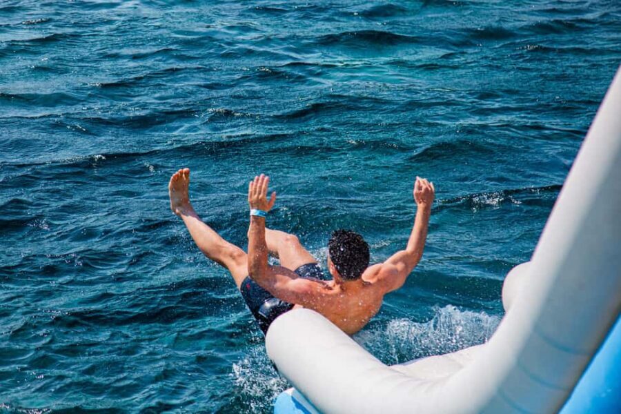 Split: Blue Lagoon, 3-Island Boat Tour & Mediterranean Lunch - Šolta island time: the calm contrast after the splashy main stop