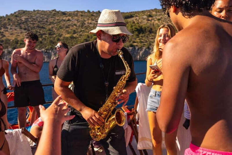 Split: Blue Lagoon Underwater Museum Tour w/Lunch & Drinks - Glass-Bottom Viewing and Snorkeling Masks: Simple Gear, Clear Rules