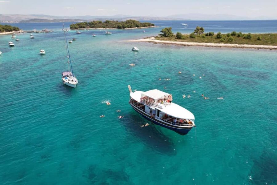 Split: Blue Lagoon&Šolta boat tour with Food&Drinks (2026) - The Sailing Part: Split Views and a Chance at Dolphins