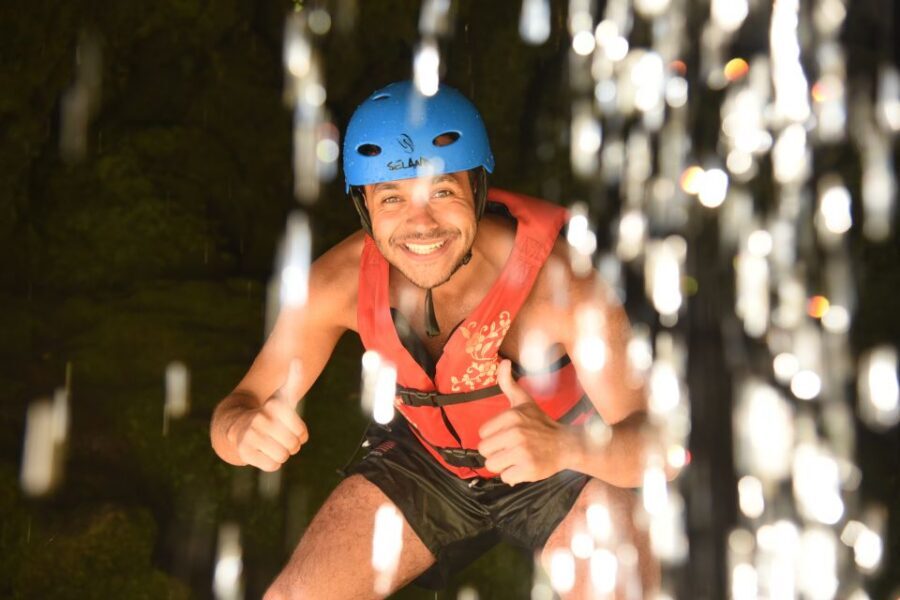 Split: Cetina River Rafting with Cliff Jumping and Cave Tour - Shower under spring water: the moment that ties it together