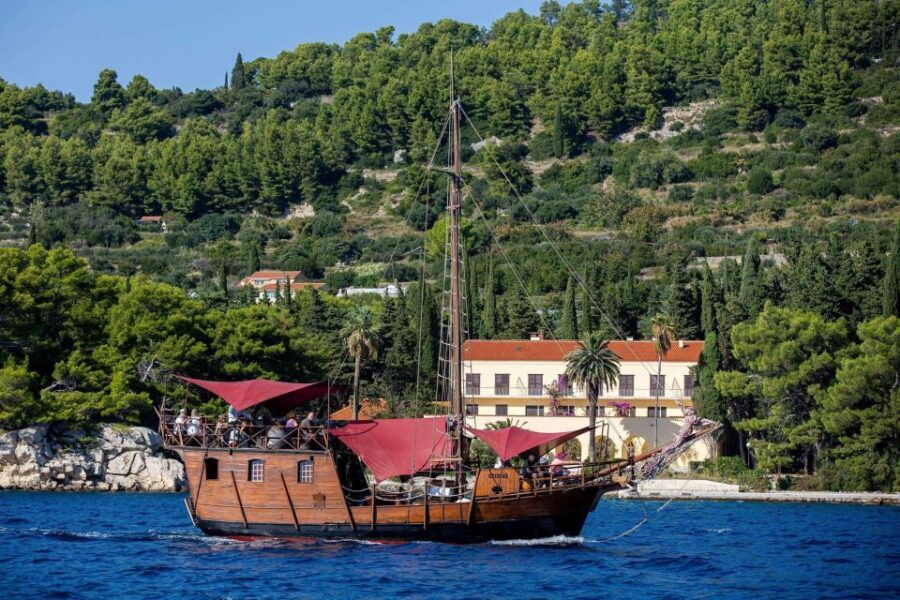 Split: Cruise on Unique Columbo's Pirate Ship "Santa Maria" - Before you go: what to bring and how to make it smooth