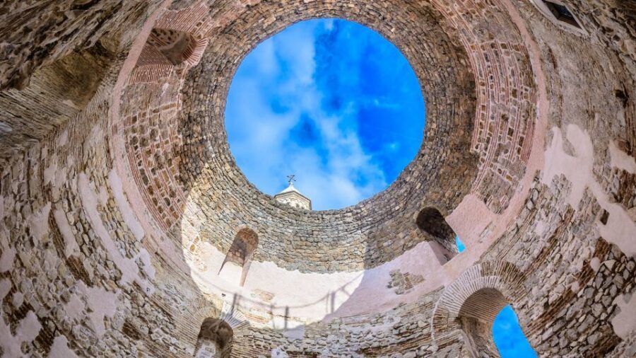 Split: Game of Thrones Tour with Diocletian's Palace Cellar - Walking Split’s Old Town to match the show’s camera angles