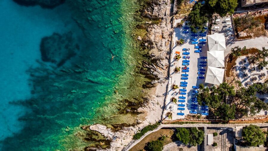 Split: Half-Day Blue Lagoon, Čiovo and Trogir Boat Tour - Trogir UNESCO time: small town, big payoff