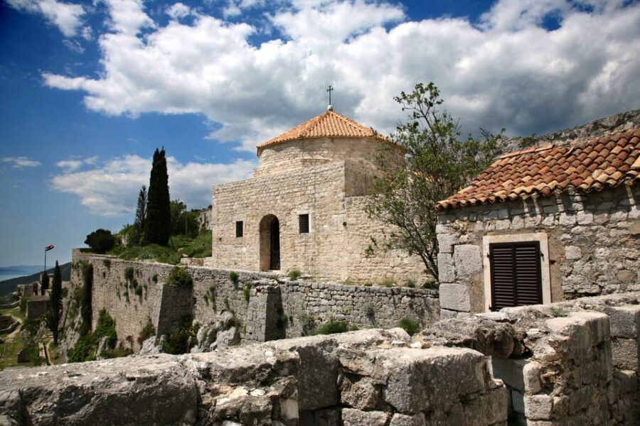 Split: Klis Fortress GOT and Olive Museum Entry Tickets - Guided tour rhythm: when to go so you’re not waiting around