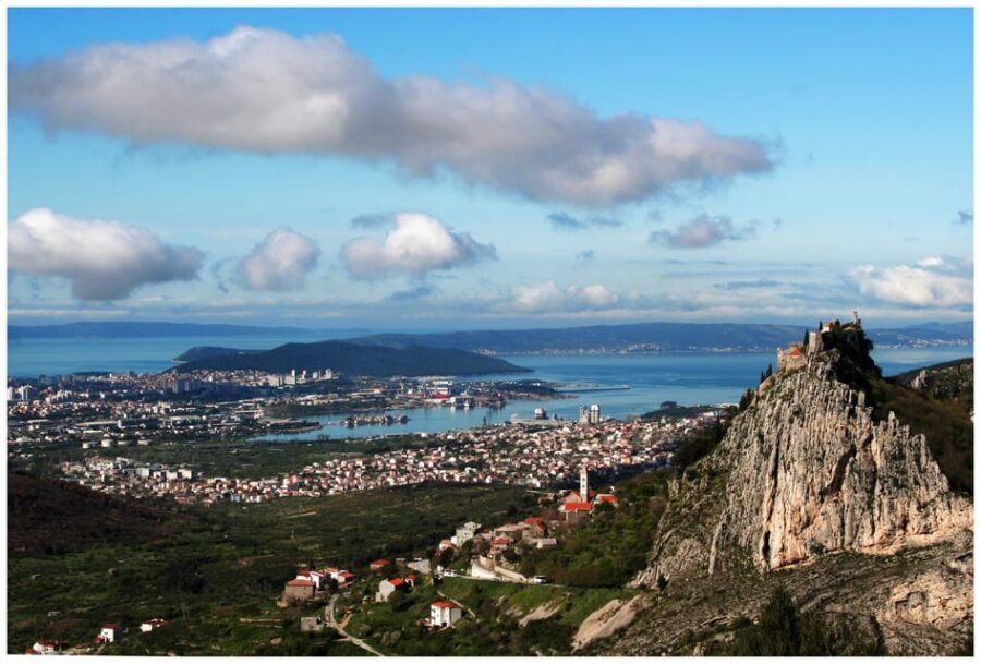Split: Klis Fortress GOT and Olive Museum Entry Tickets - Views over Split: how to get the best photos without sprinting