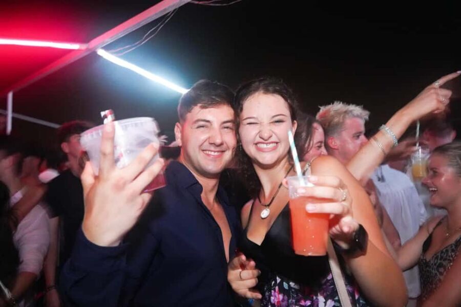 Split: Night Boat Party with DJ, Free Shots & After-Party - Who This Tour Suits Best