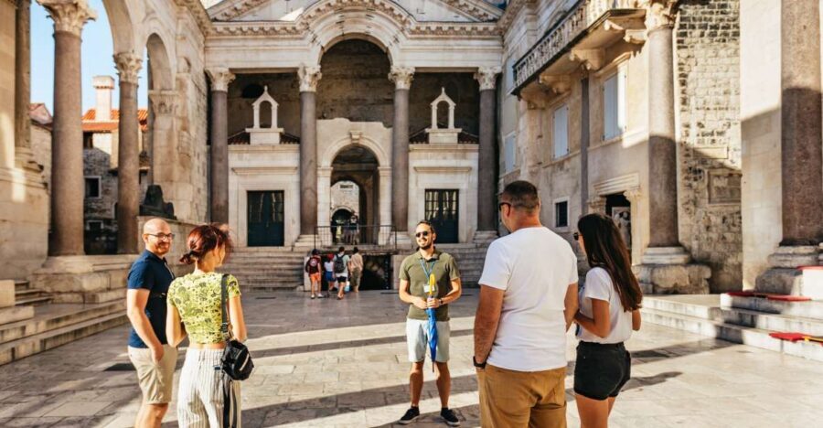 Split: Old Town and Diocletian Palace Walking Tour - Gregory of Nin at Giardin Park: a statue with a story
