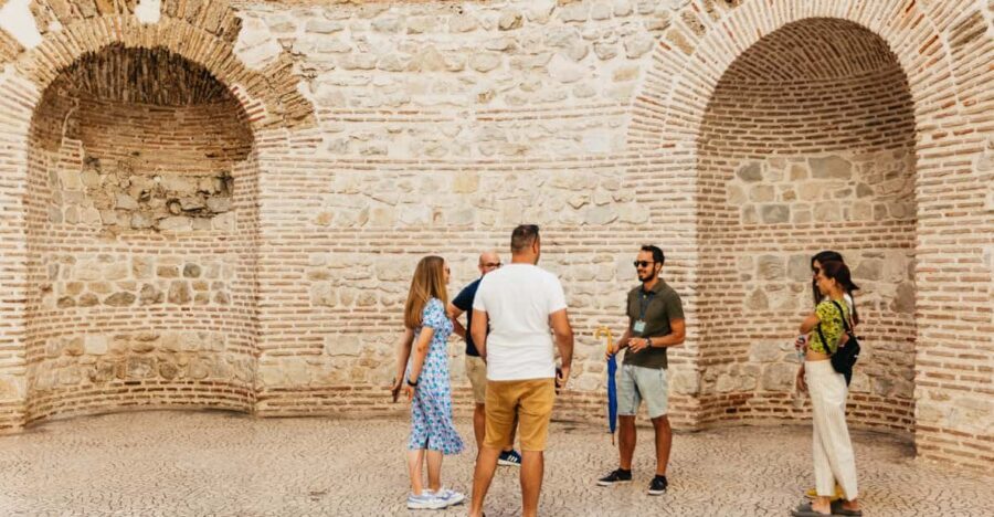 Split Old Town and Diocletian's Palace Tour - Diocletian’s Palace: the ruins that actually make sense on foot