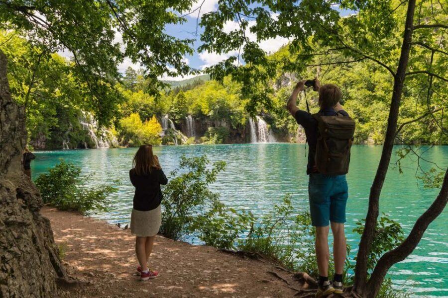 Split: Plitvice Lakes Guided Day Tour with Entry Tickets - Comfort tips for a 12-hour day (so your legs don’t file complaints)