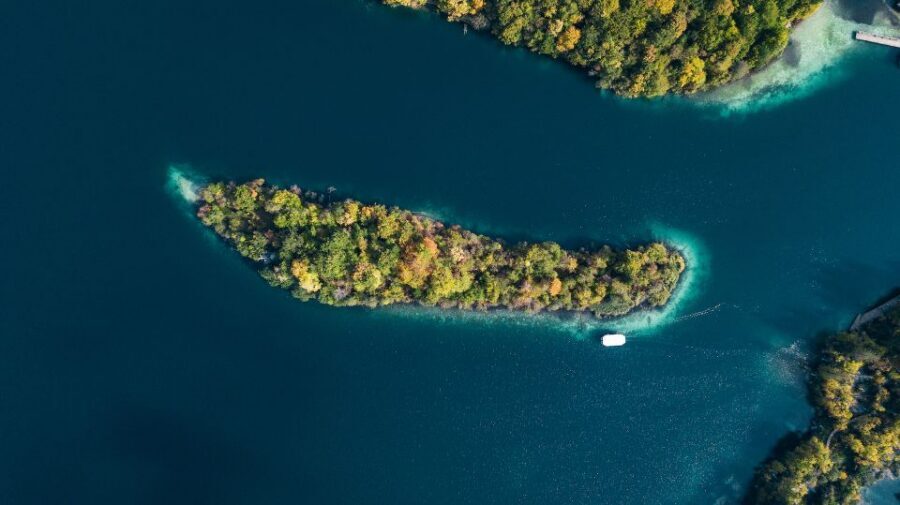 Split: Self-Guided Plitvice Lakes Day Tour with Boat Ride - Woodland Electric Train: Forest Views Without the Burn