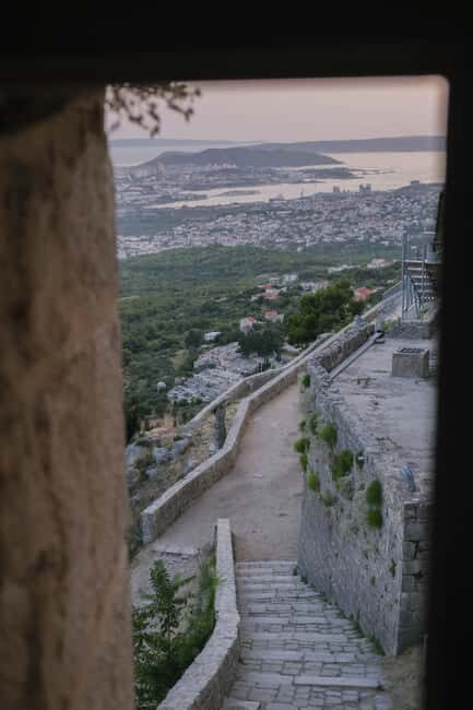Split: Sunset at Klis Fortress with Sightseeing Bus - Fortress stories you’ll actually remember: multiple eras on one hill