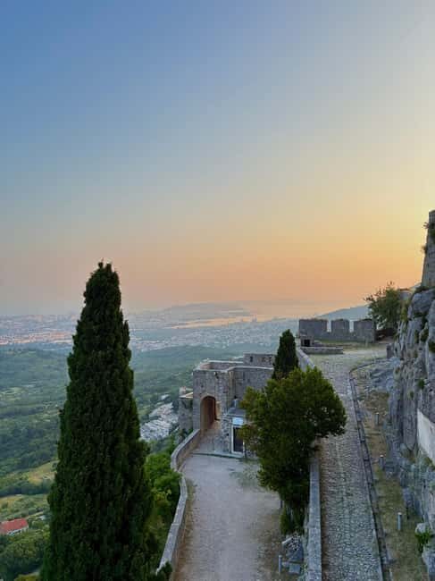 Split: Sunset at Klis Fortress with Sightseeing Bus - Price and value: $17 is the ride, and €10 buys the fortress