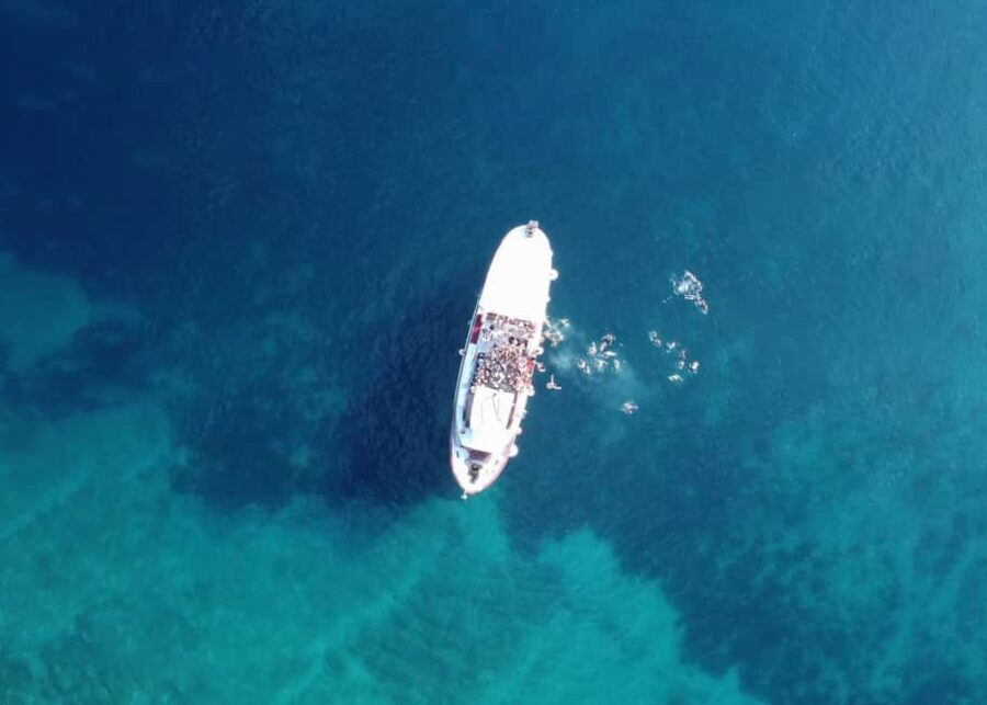 Split: Sunset Boat Party with Live DJs and Blue Lagoon Swim - How the check-in at Academia Club Ghetto sets the tone