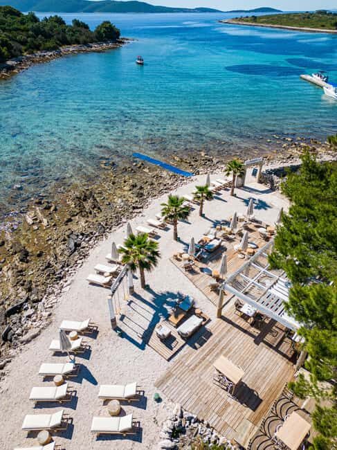 Split/Trogir: Half-Day 3-Island Speedboat Adventure - Stop 2 Maslinica on Šolta: slow village time, not just another beach