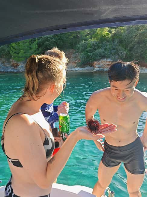 Zadar: Boat Tour with Snorkeling Gear and Drinks - Ošljak: the stop where snorkeling actually makes sense