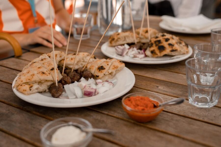 Zagreb: Food Tour with Tastings - Duration and pace: how 210 minutes fits into a real day