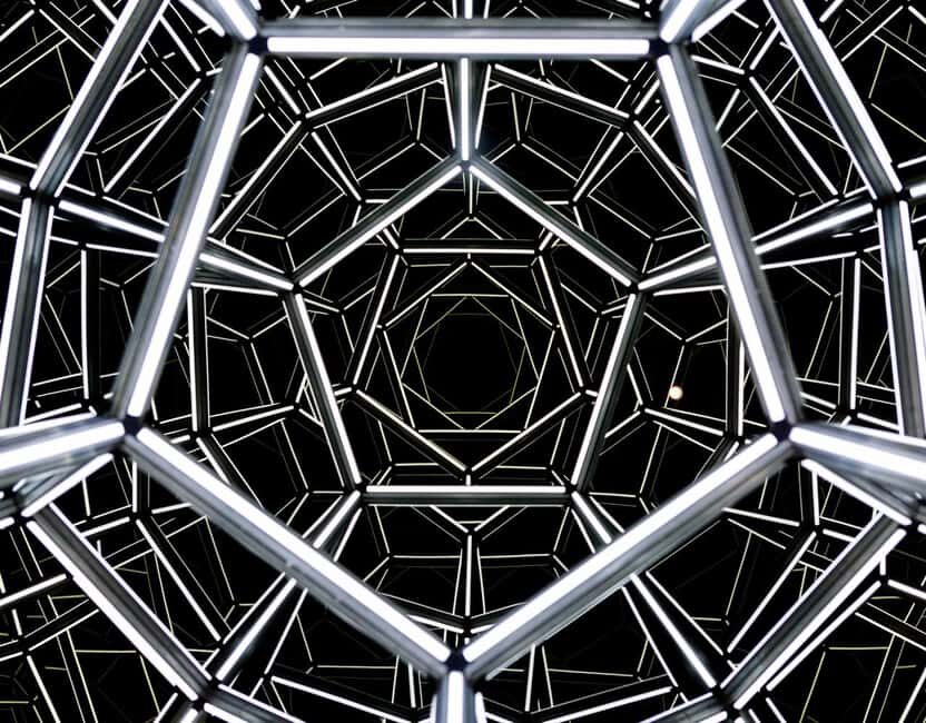 Zagreb: Museum of Illusions Entrance Ticket - Mirrors, ceiling climbing, and the classic optical misdirection
